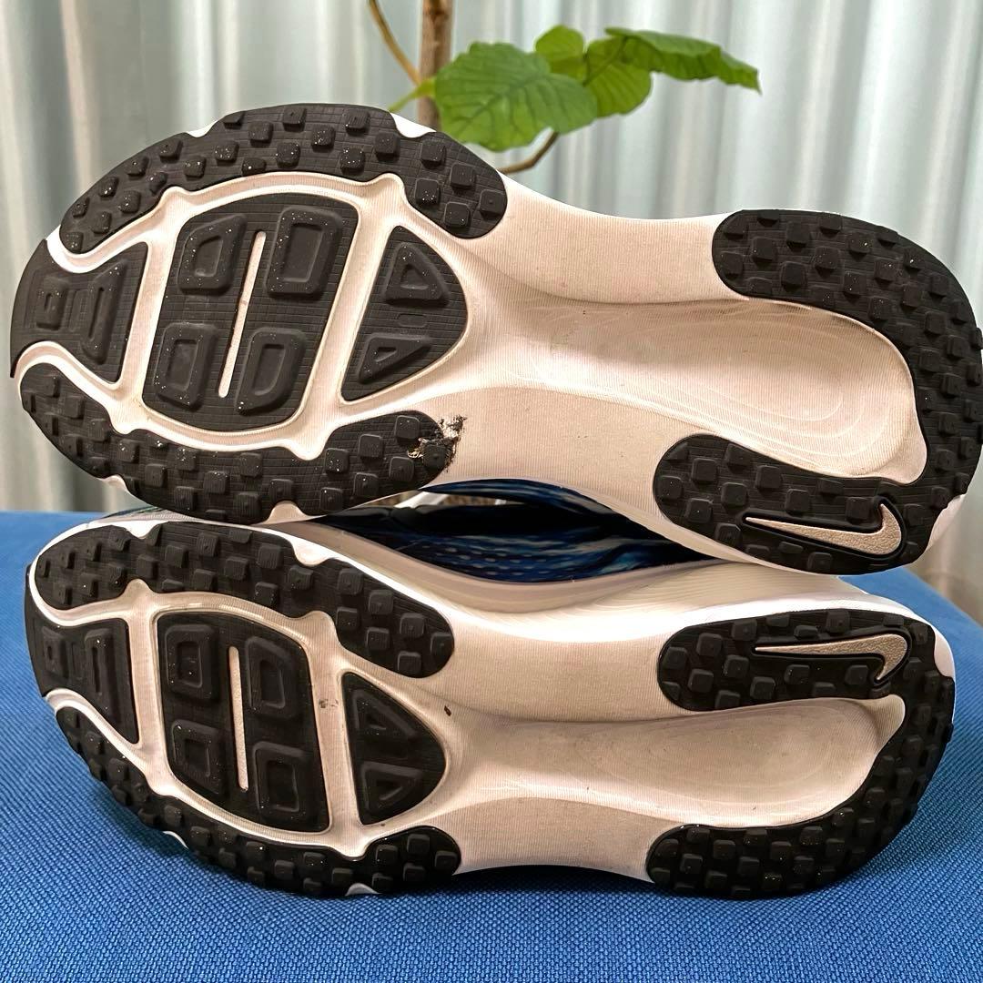 NIKE VOMERO 18 ナイキ ボメロ18 ホワイト ブルー レッド