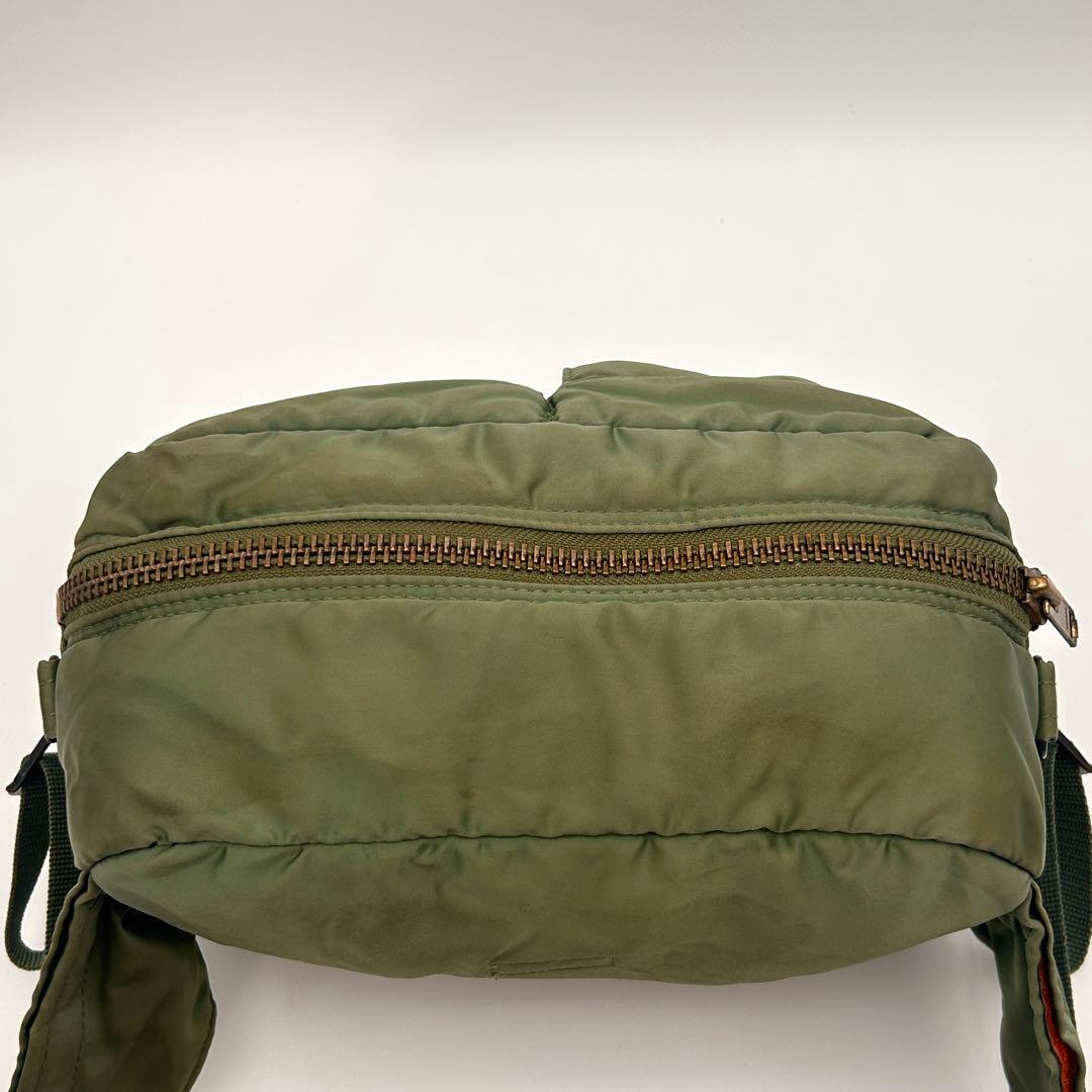 ✨古着好きに大人気✨ PORTER ポーター タンカー ボディバッグ カーキ
