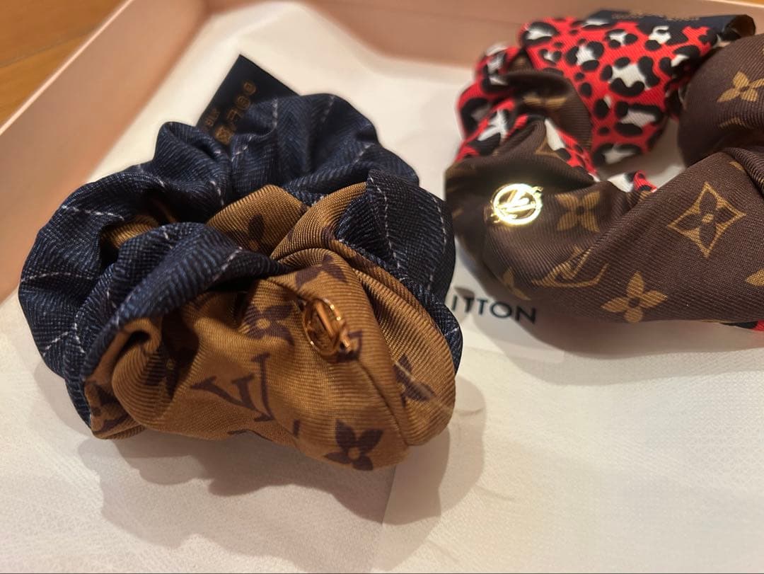 ルイ・ヴィトン ヘアシュシュ 2個セット