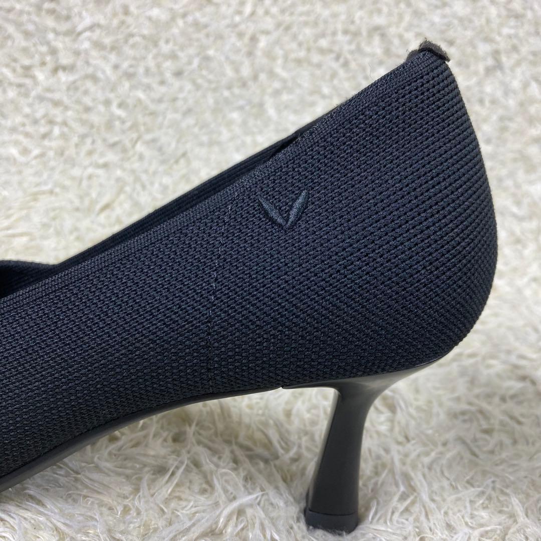 『未使用級』VIVAIA パンプス Vカット ポインテッドトゥ ヒール ブラック