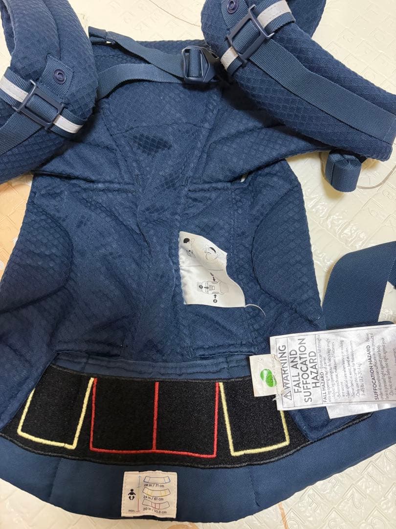 エルゴベビー 抱っこひも　ミッドナイトブルー　エルゴオムニブリーズ