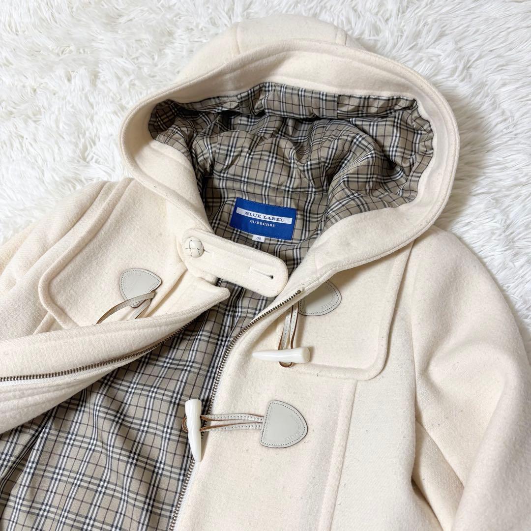 希少 バーバリーブルーレーベル ダッフルコート ノバチェック フード ホワイト