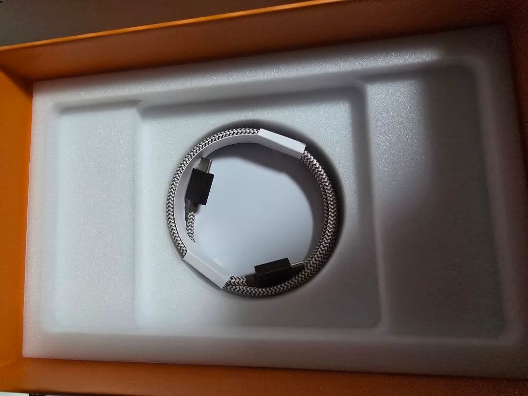 HERMES ブラウン レザー モバイルバッテリー