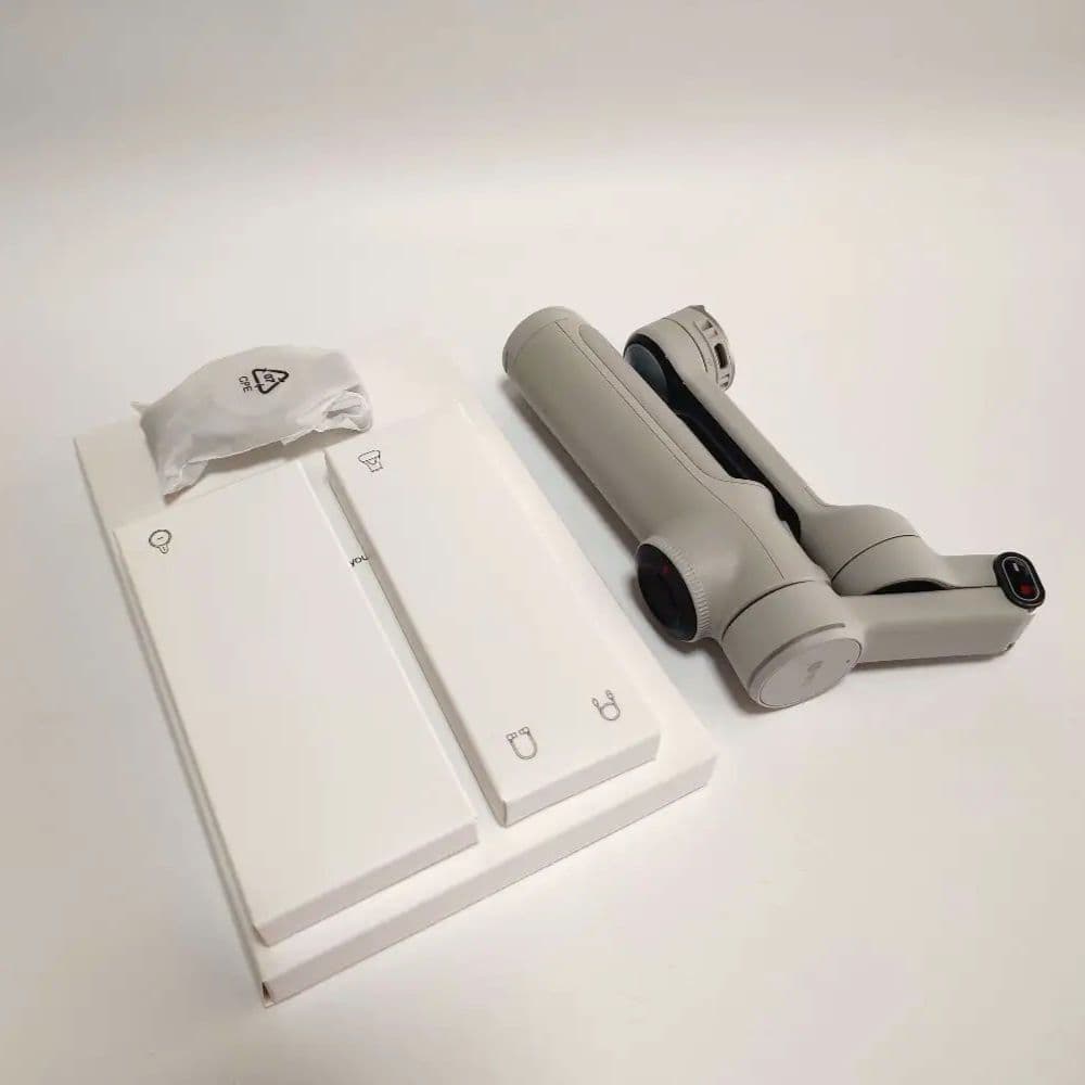 Insta360 Flow 2 Pro クリエイターキット Stone Gray