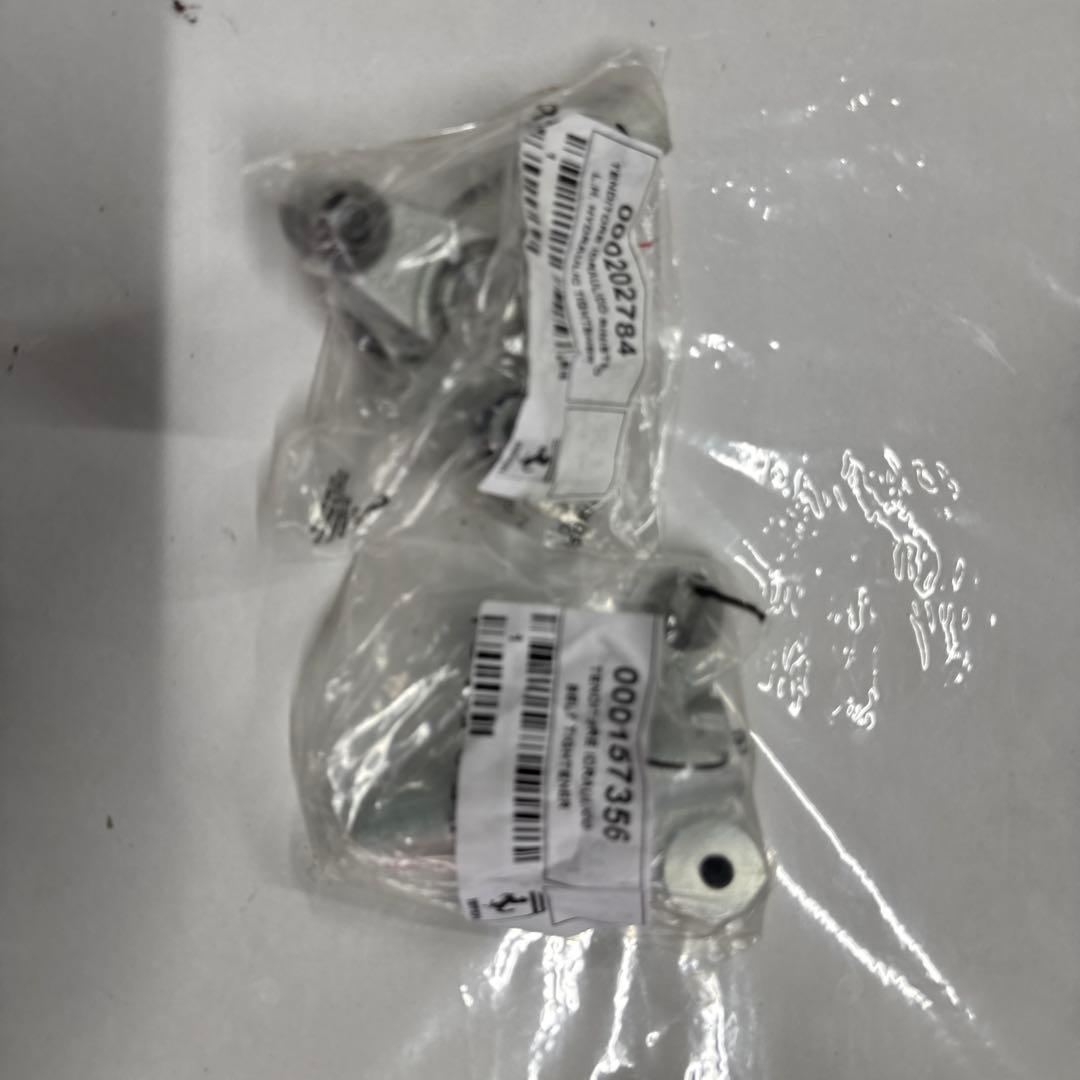 フェラーリ　360 テンショナーダンパー一台分セット　新品