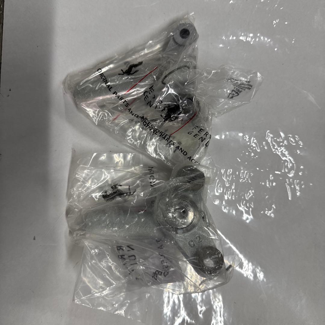 フェラーリ　360 テンショナーダンパー一台分セット　新品