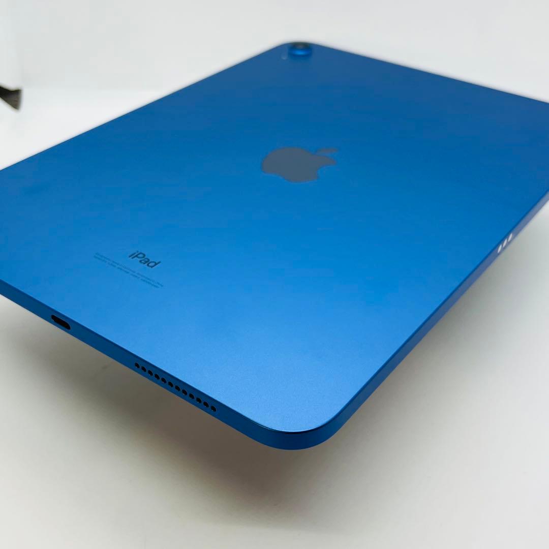 未使用　iPad 第10世代 256 GB ブルー　本体