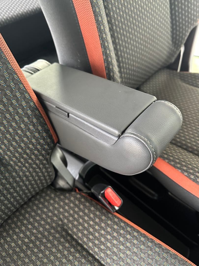 スズキ純正　オプション　レザー　アームレスト　ハスラー　MR52S MR92S