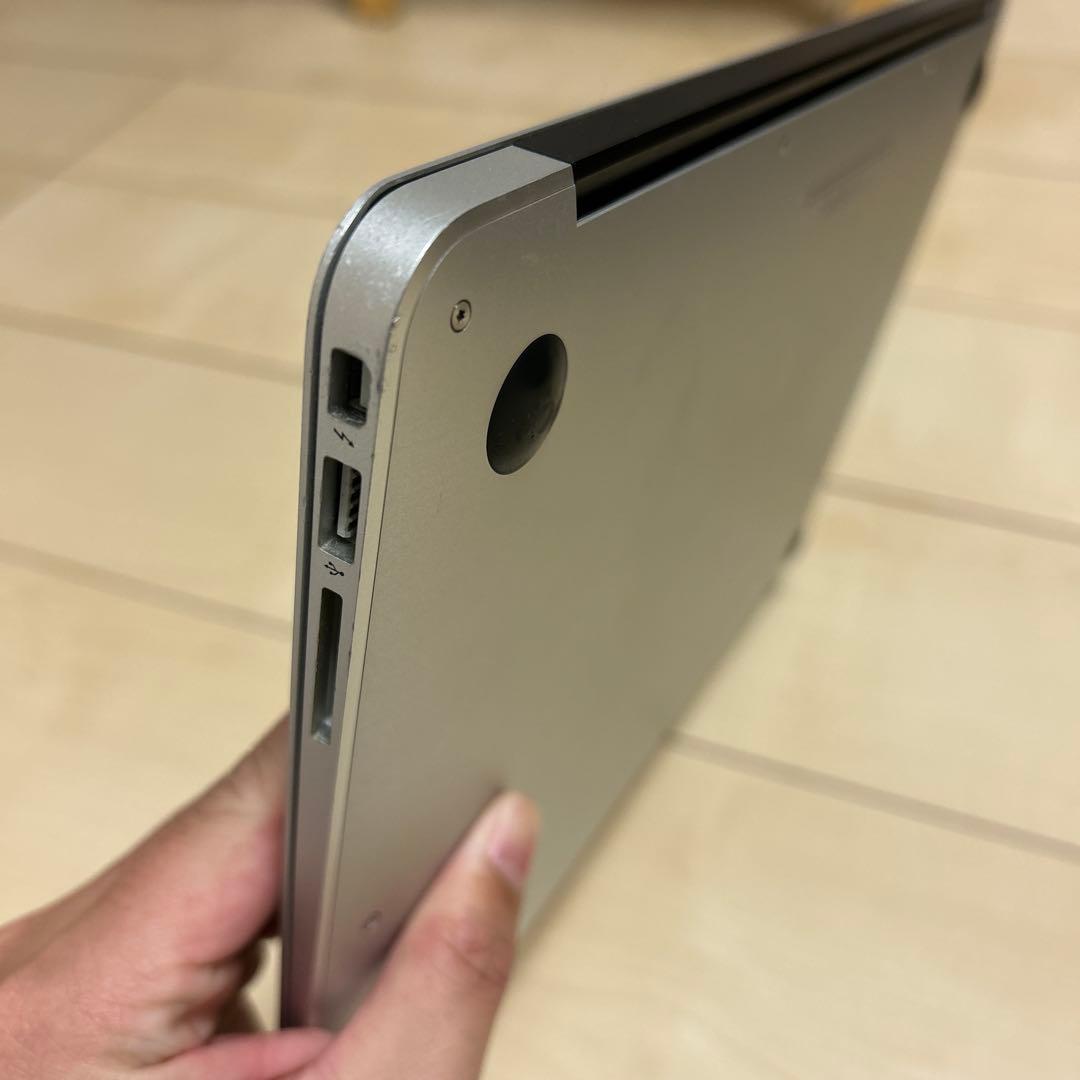 Macbook Air 13インチ, メモリ8GB / ストレージ128GB