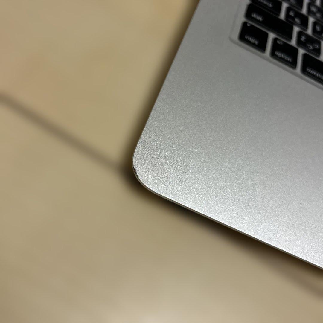 Macbook Air 13インチ, メモリ8GB / ストレージ128GB