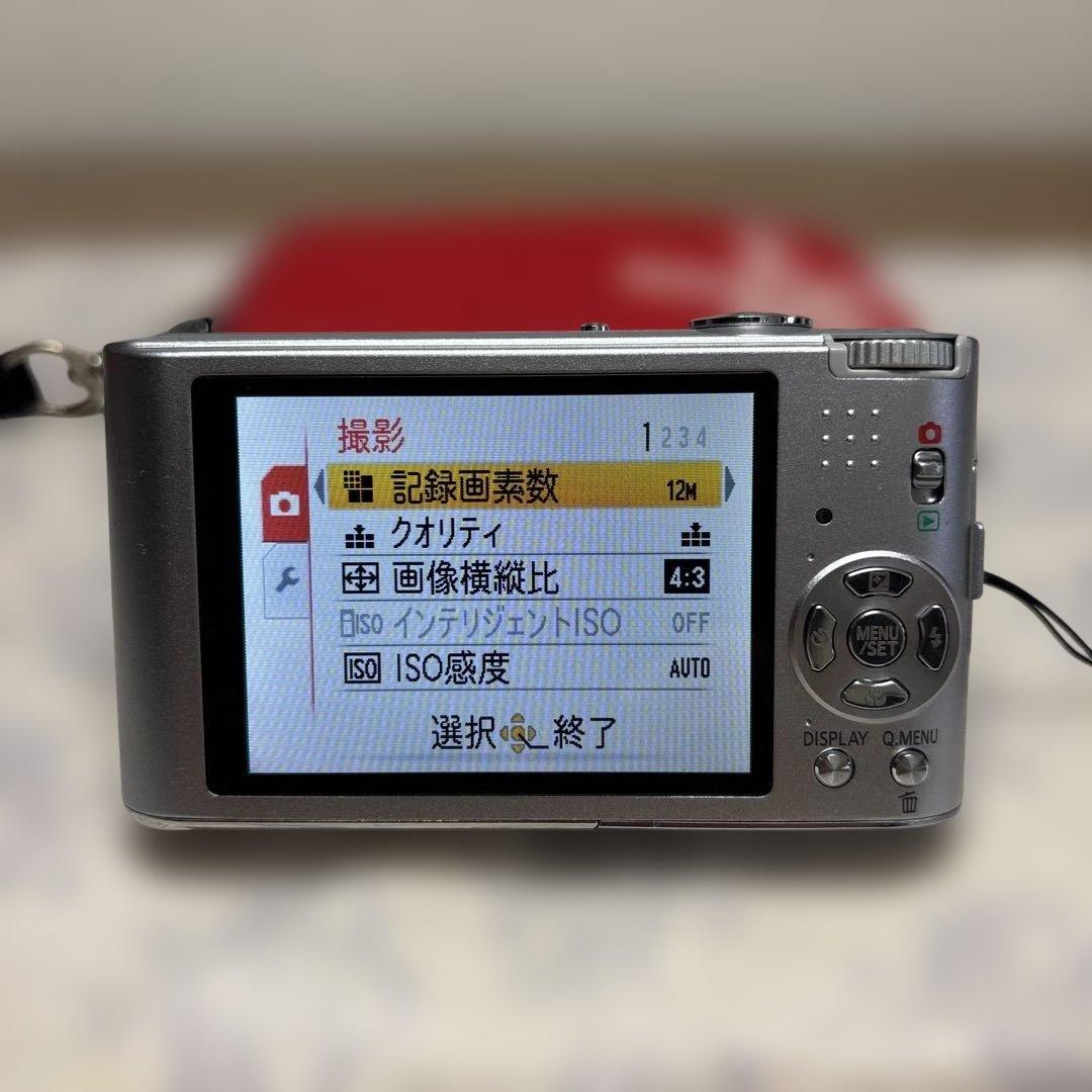 ［動作確認済］デジカメ　LUMIX DMC-FX60 シルバー 12メガピクセル