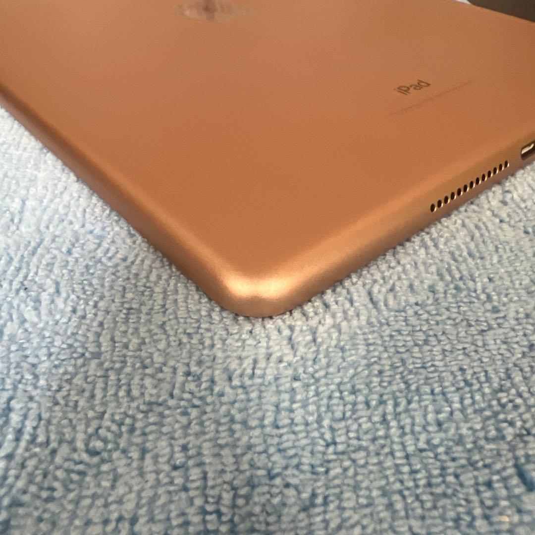 Apple iPad (第6世代) ゴールド 32GB