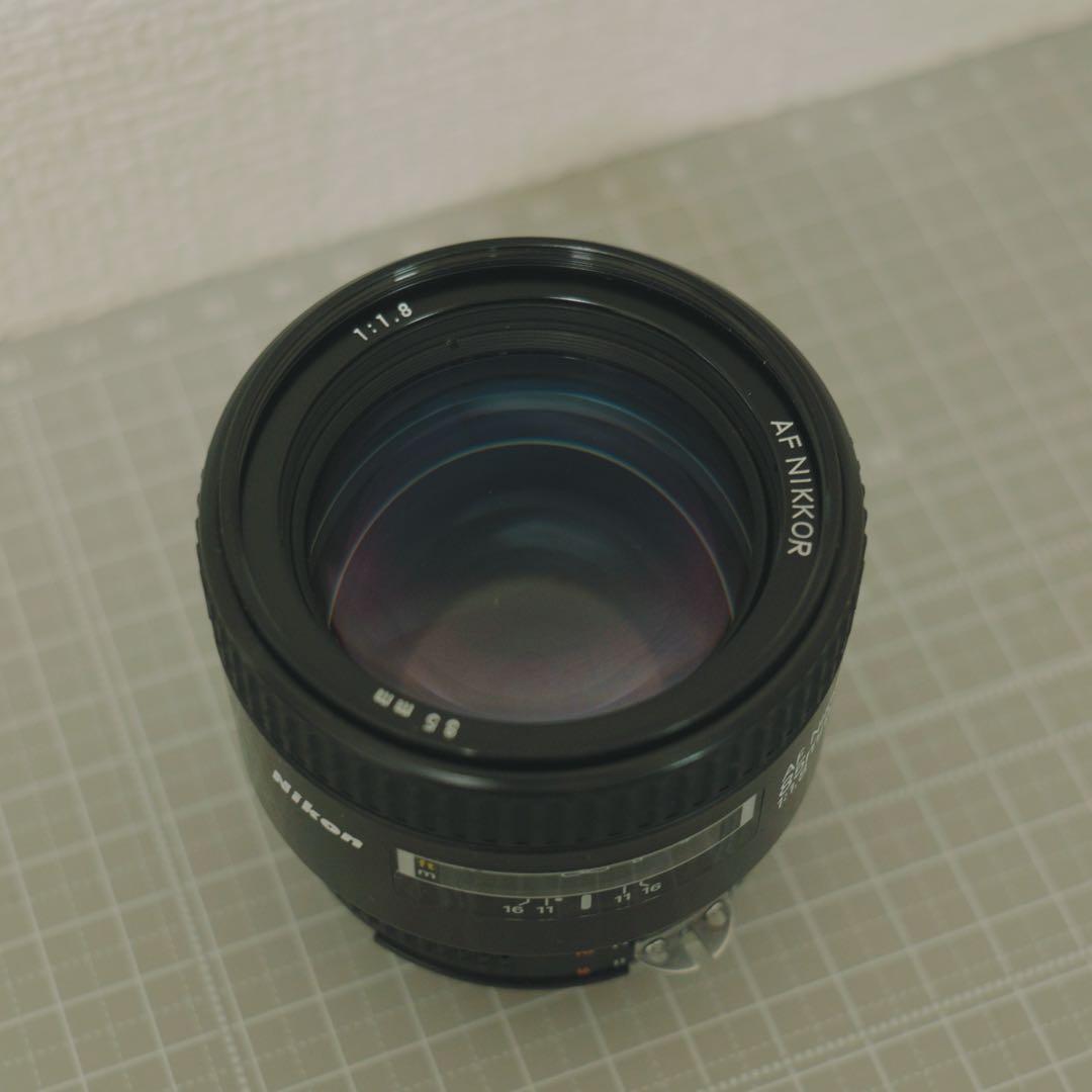 ニコン NIKON AF NIKKOR 85mm F1.8