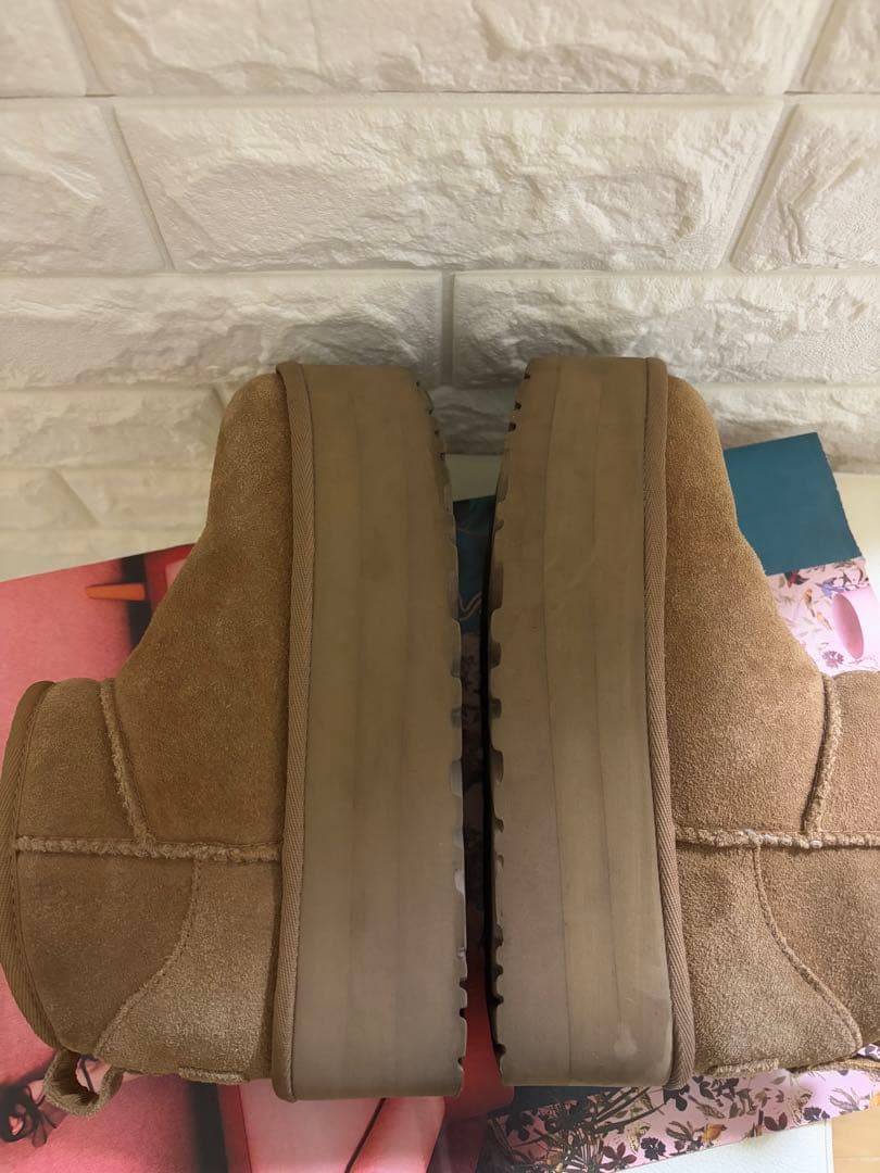 UGG アグ クラシック ウルトラミニプラットフォーム ブーツ 厚底ブーツ