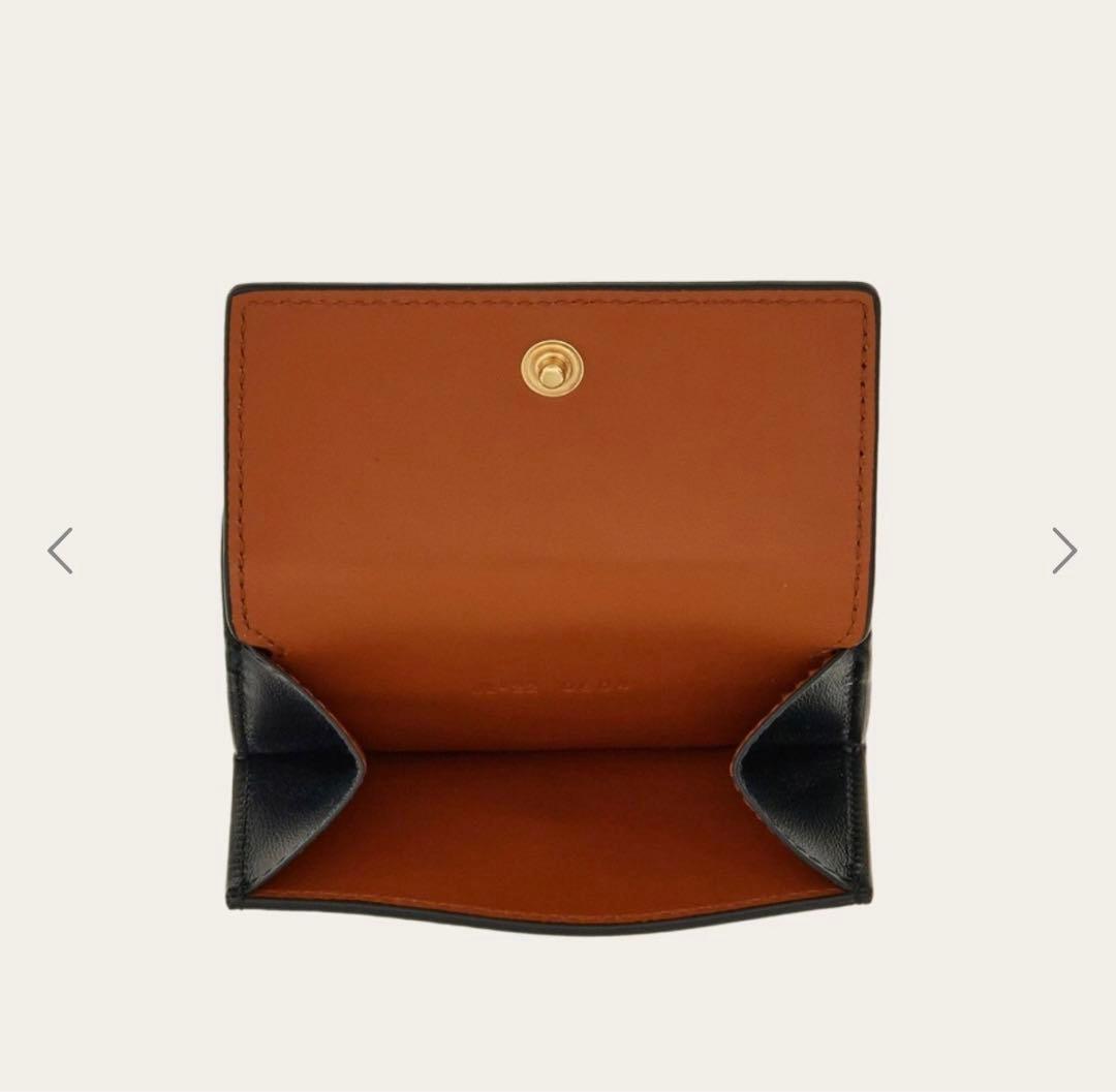 【新品】イタリア製FERRAGAMO ブラック ケース　財布