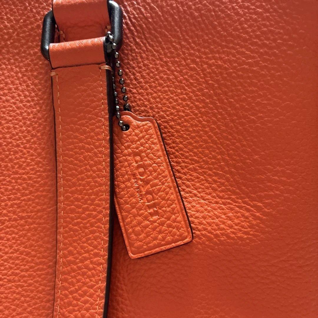 coach グラハムストラクチャートートバック　オレンジ