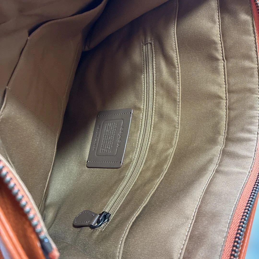 coach グラハムストラクチャートートバック　オレンジ