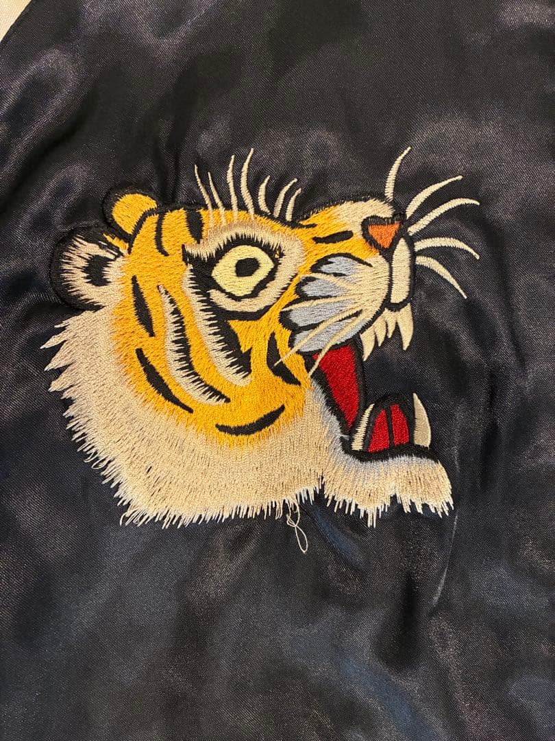 テーラー東洋 東洋 「虎、舞妓×龍、CHIEF」リバーシブルサテンスカジャン