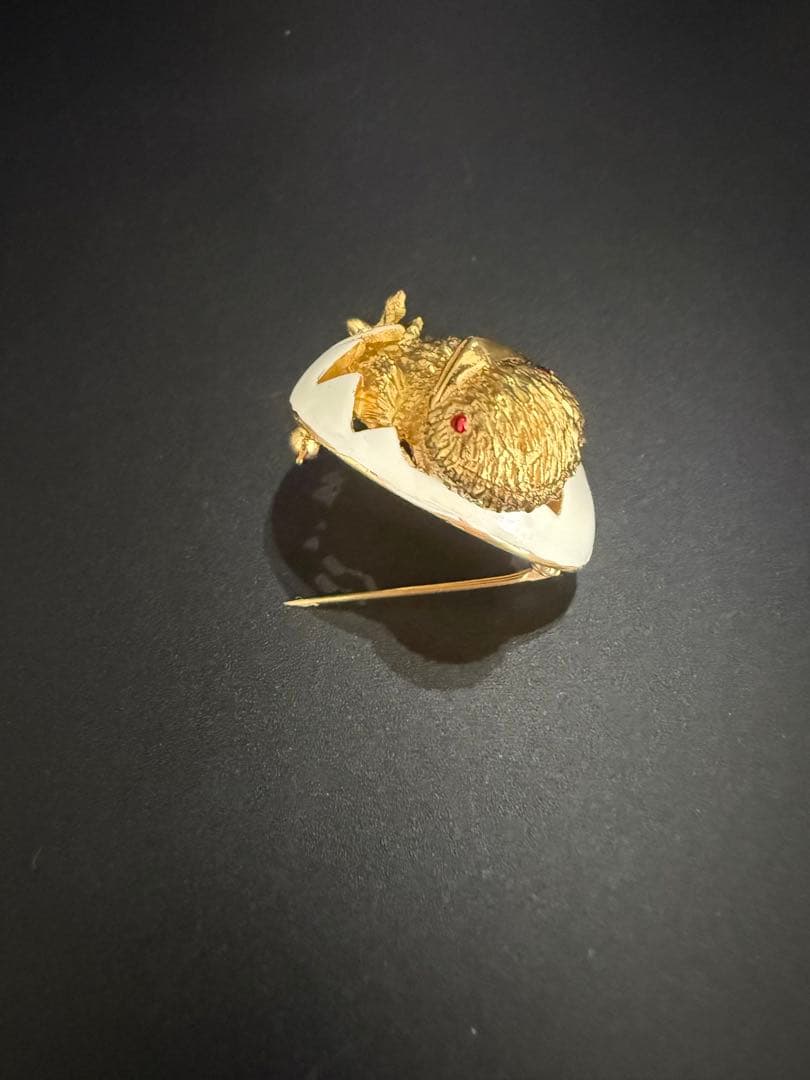 lotuscloud 2528⭐️TRIFARI トリファリヴィンテージブローチ