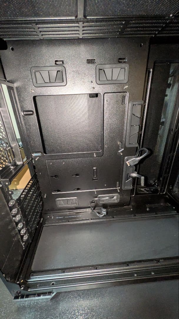 Antec C8 フルタワーケース