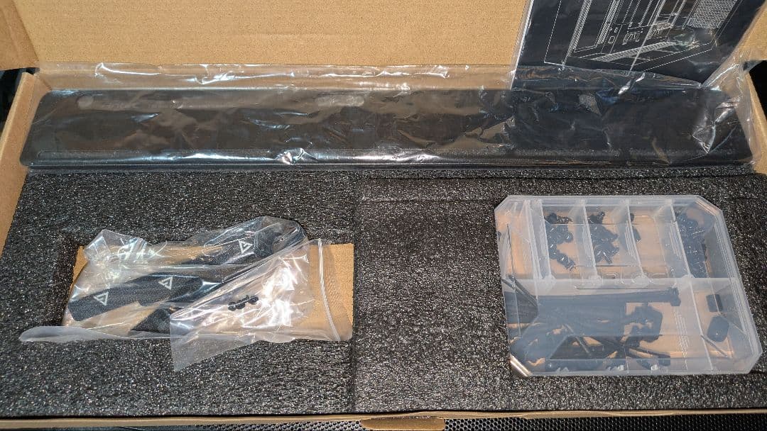 Antec C8 フルタワーケース