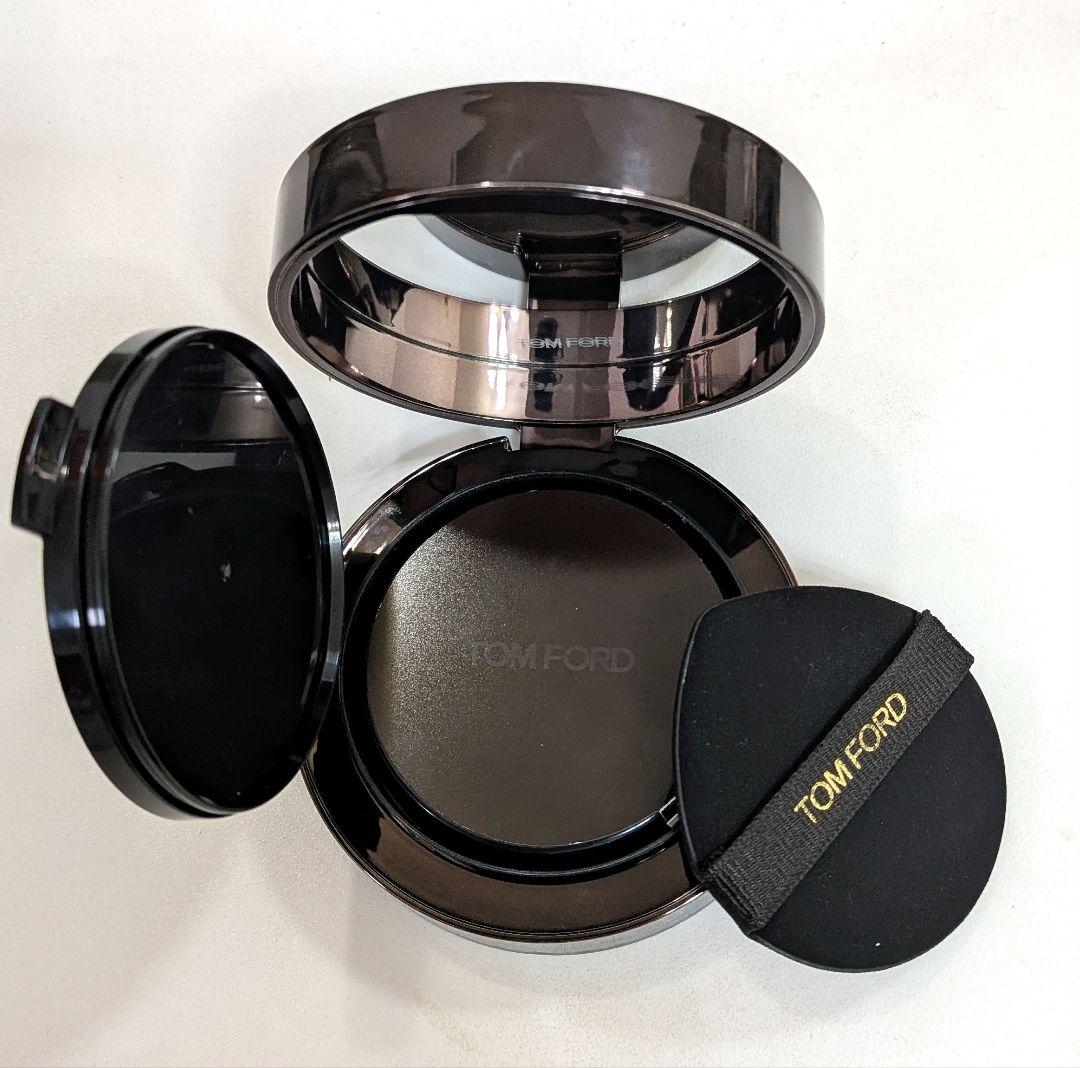 TOM FORDトムフォード クッションファンデーション 0.4 ローズ