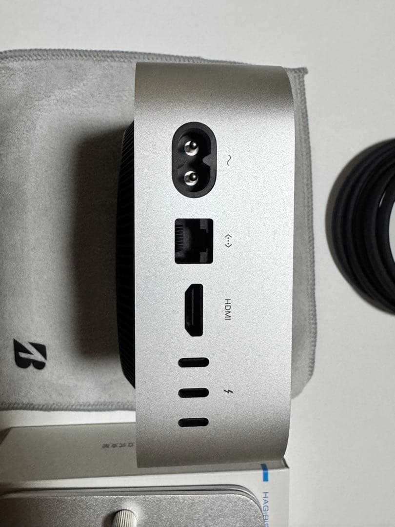 Mac mini (M4 Pro / 24GB/512GB) 縦置きスタンド付