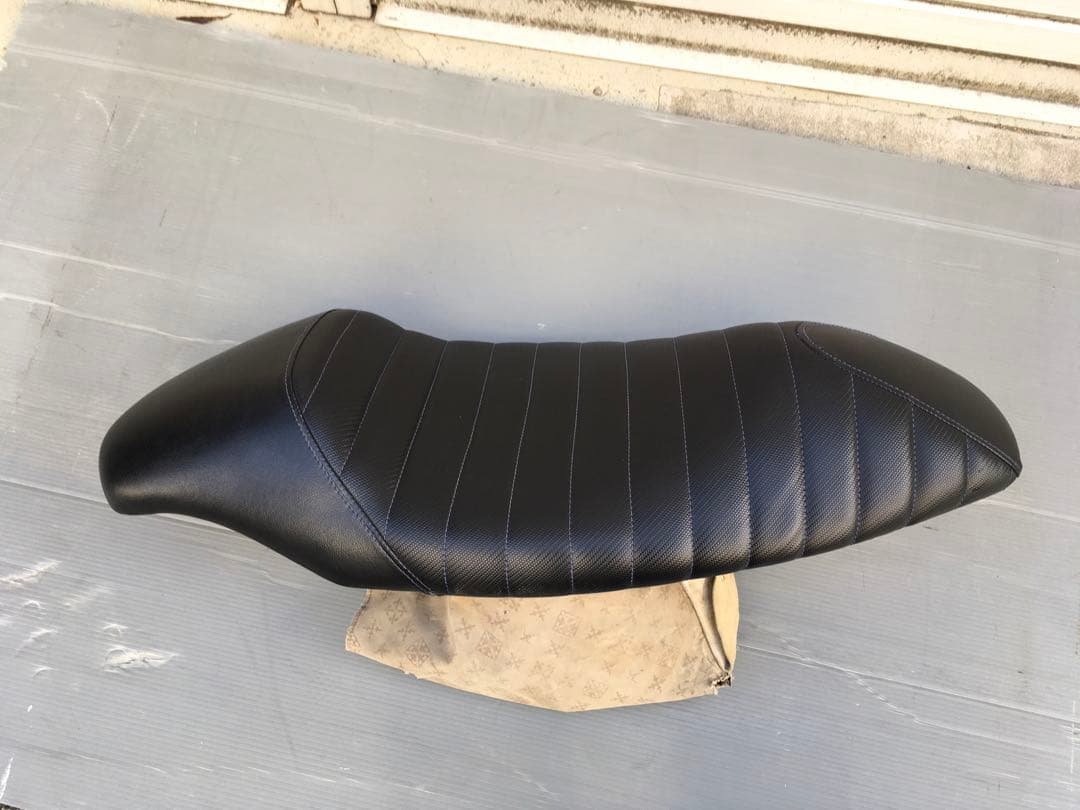 NMAX125 SE86J ワンオフシート