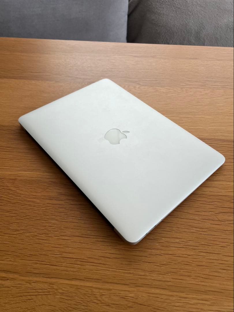 MacBook Air 13インチ（Mid 2012）i5 SSD256GB