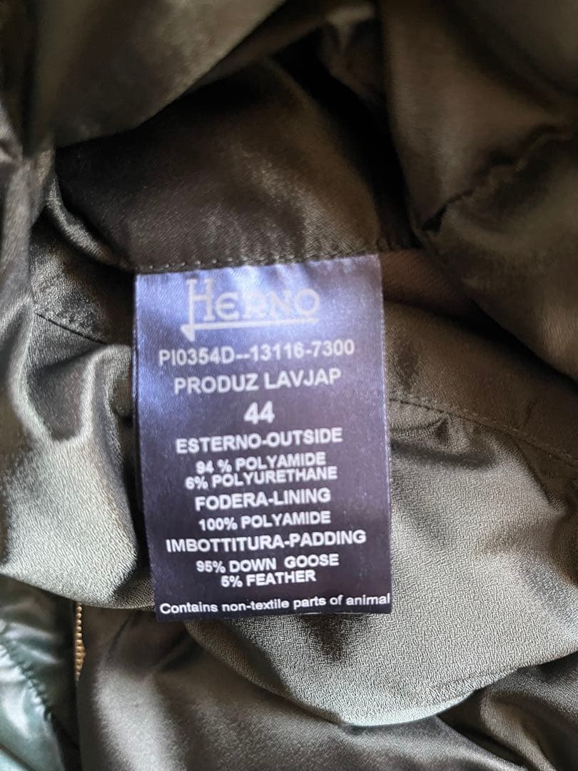 極美品　Herno ダウンコート