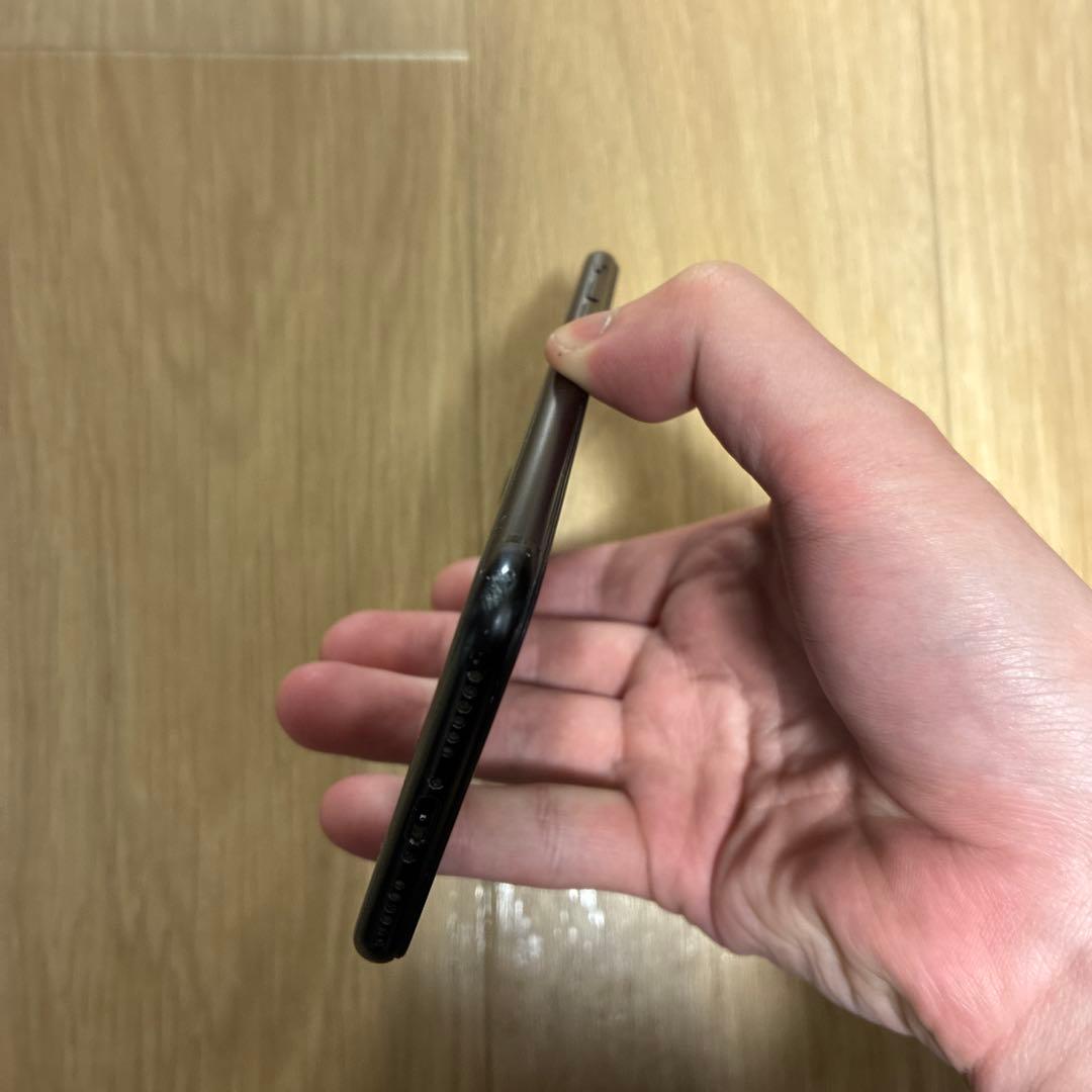 iPhone SE2 SIMフリー バッテリー100%