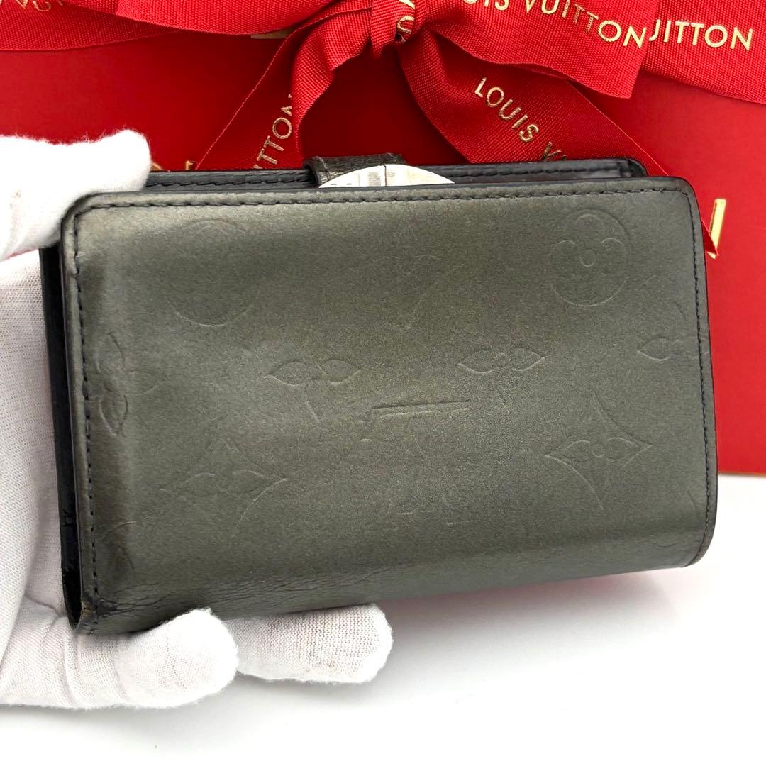 ルイヴィトン ポルトモネビエヴィエノワ モノグラムマット がま口財布 グレー