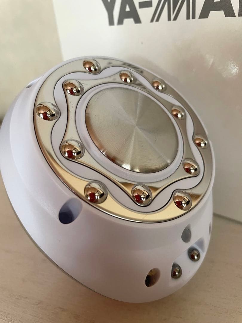 美品 ヤーマン YA-MAN キャビスパRFコア ピンク ジェル付き dinos