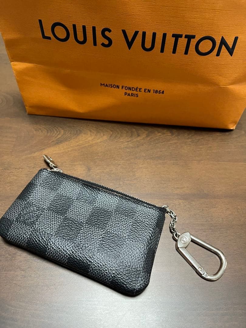 美品LOUIS VUITTON ダミエ ブラック ケース