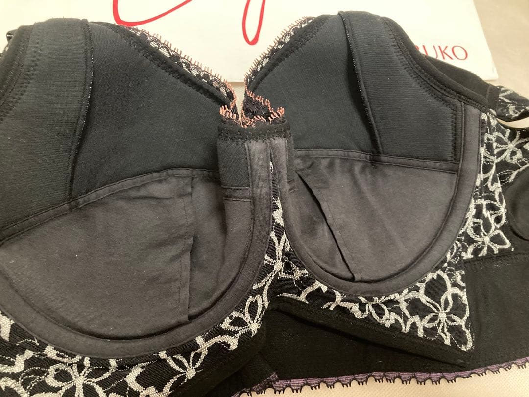 マルコ　サクラブラ　Ｅ80