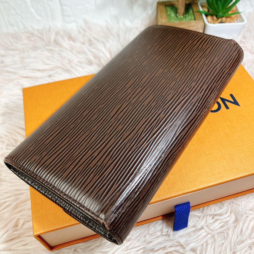 超美品 ルイヴィトン エピ ポルトフォイユ サラ ブラウン クレディ モネ