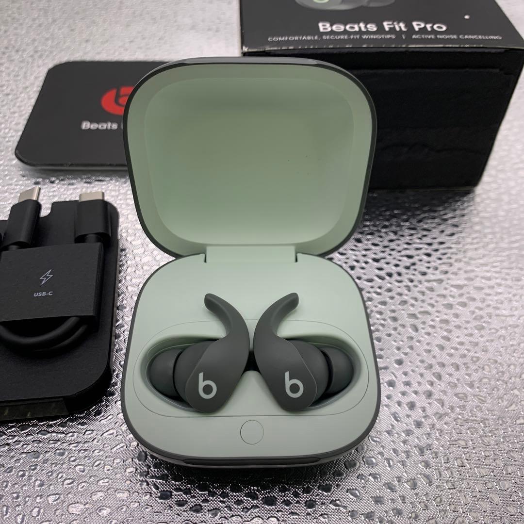 Q3714 Beats Fit Pro ワイヤレスイヤホン ブラック