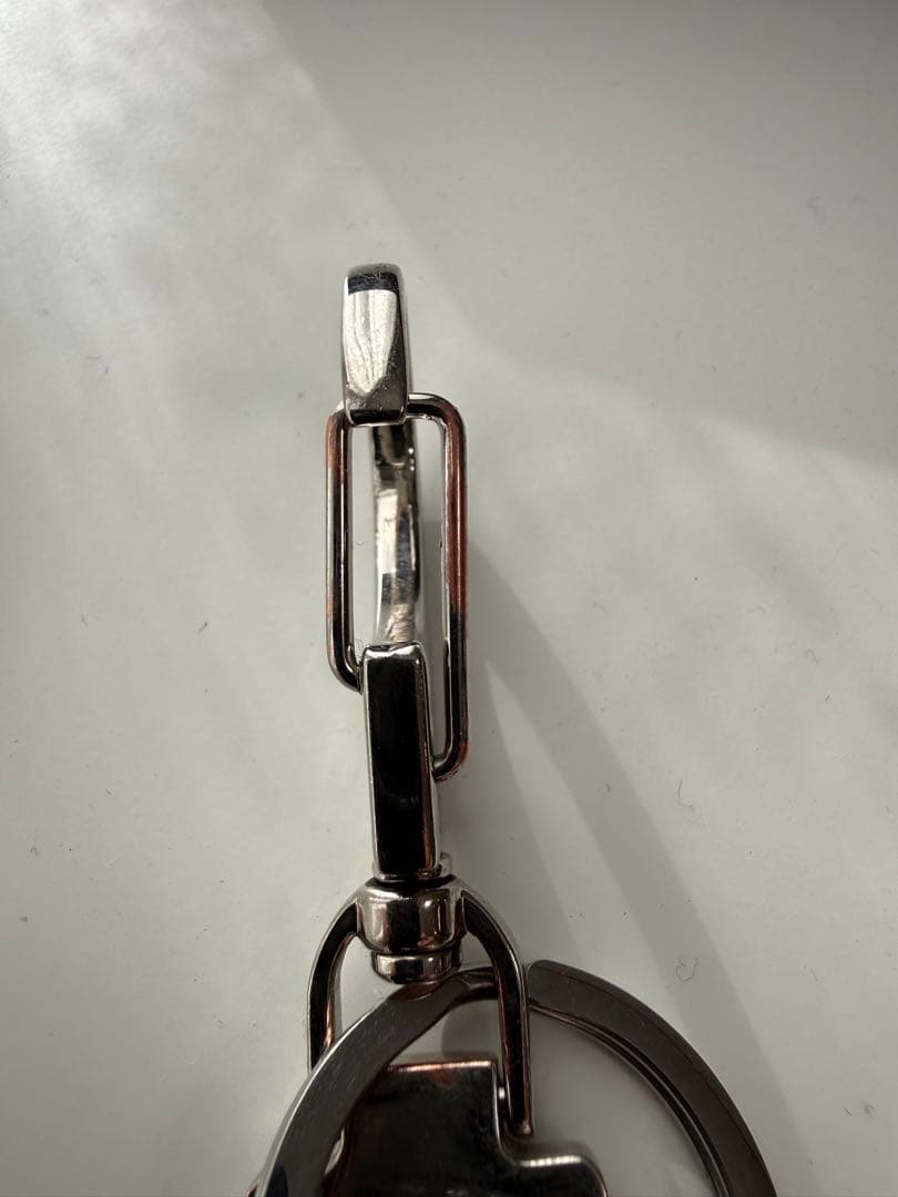 PRADA サフィアーノブラックレザーキーホルダー