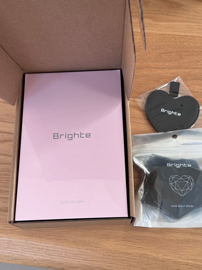 【新品未開封】Brighte ブライト エレキブラシ＋ ピンク ブラシ型美顔器