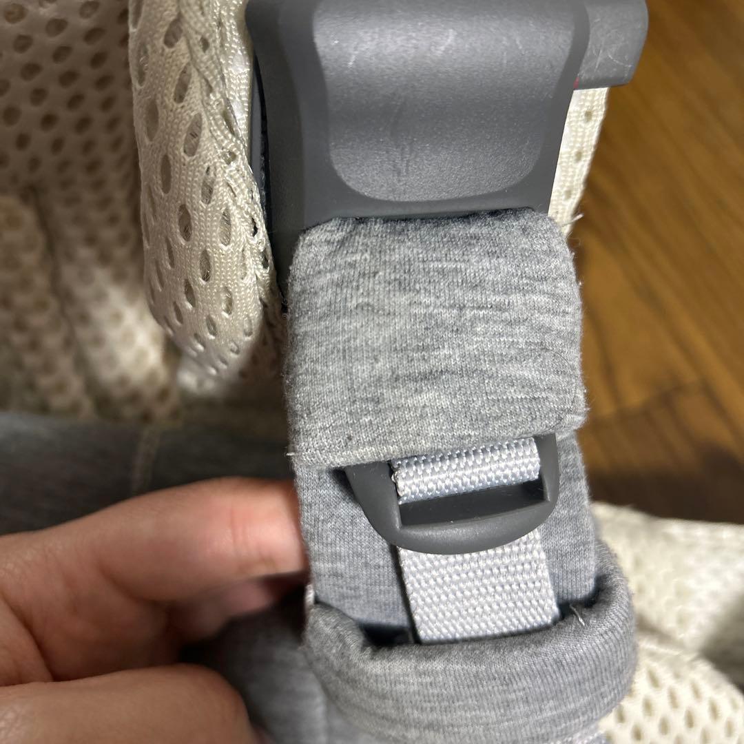 BABYBJÖRN Harmony 抱っこ紐 クリーム