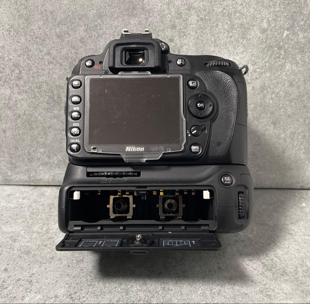 ★完動美品★ Nikon D90 純正バッテリーグリップセット　S数2万以下