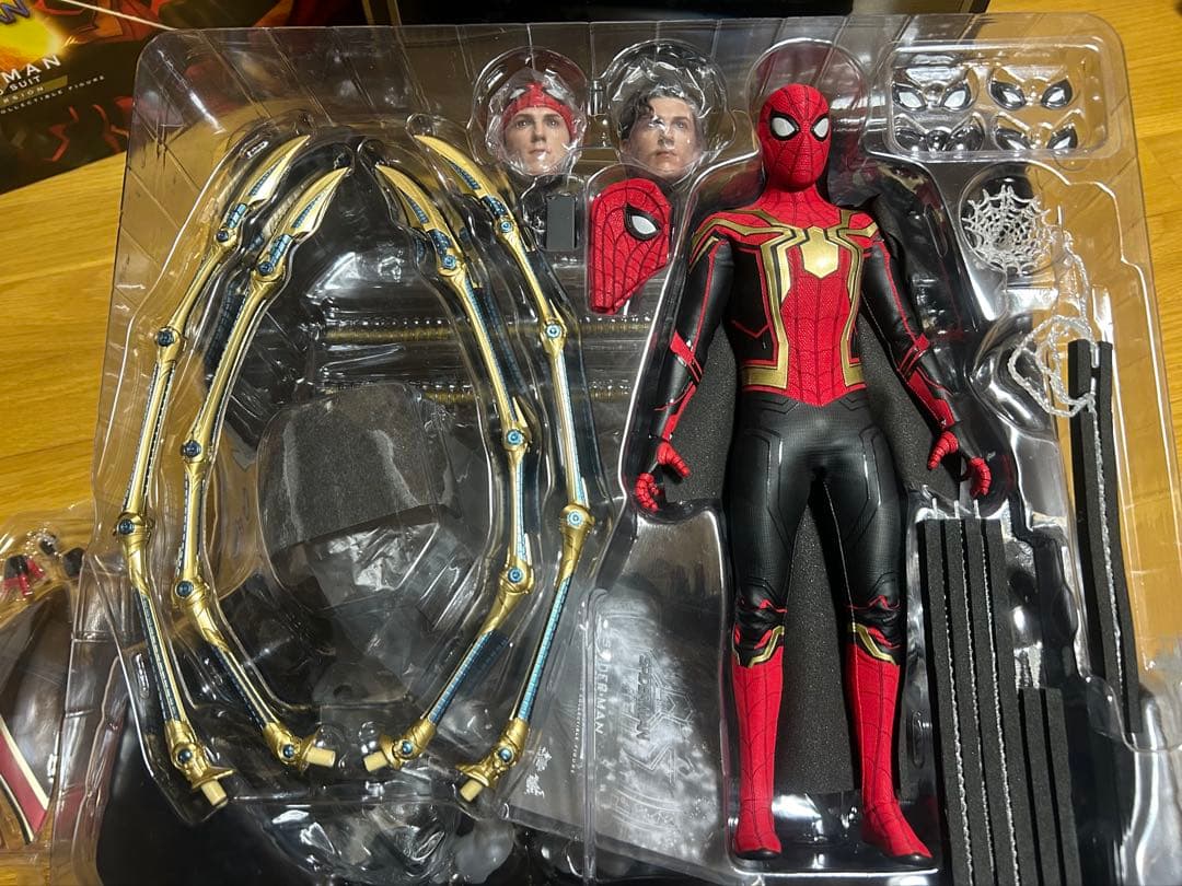 ド*ペ様 ホットトイズ　スパイダーマン