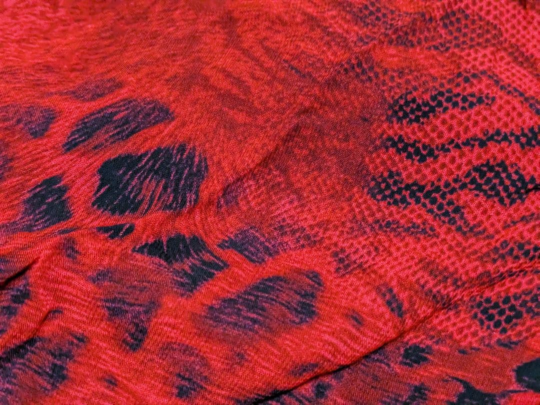 伊太利屋 ロングスカート レッド 新品未使用 11号