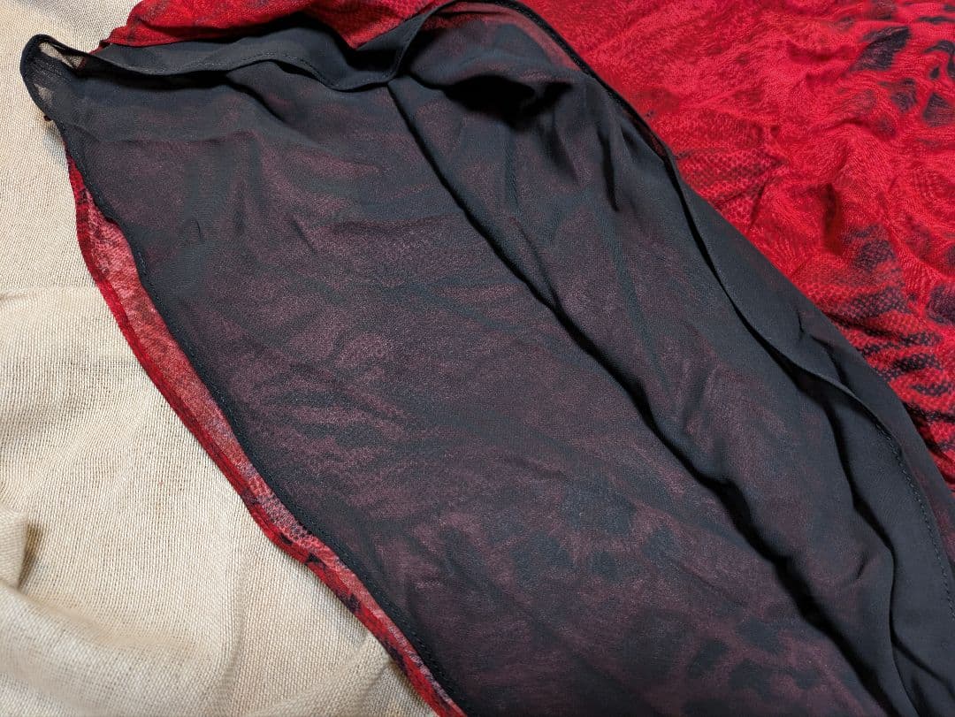 伊太利屋 ロングスカート レッド 新品未使用 11号