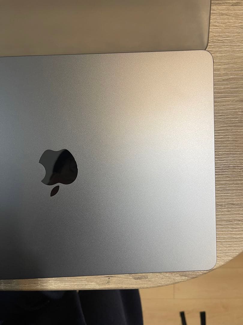 MacBook本体 Apple MacBook Air (M2, 2022)