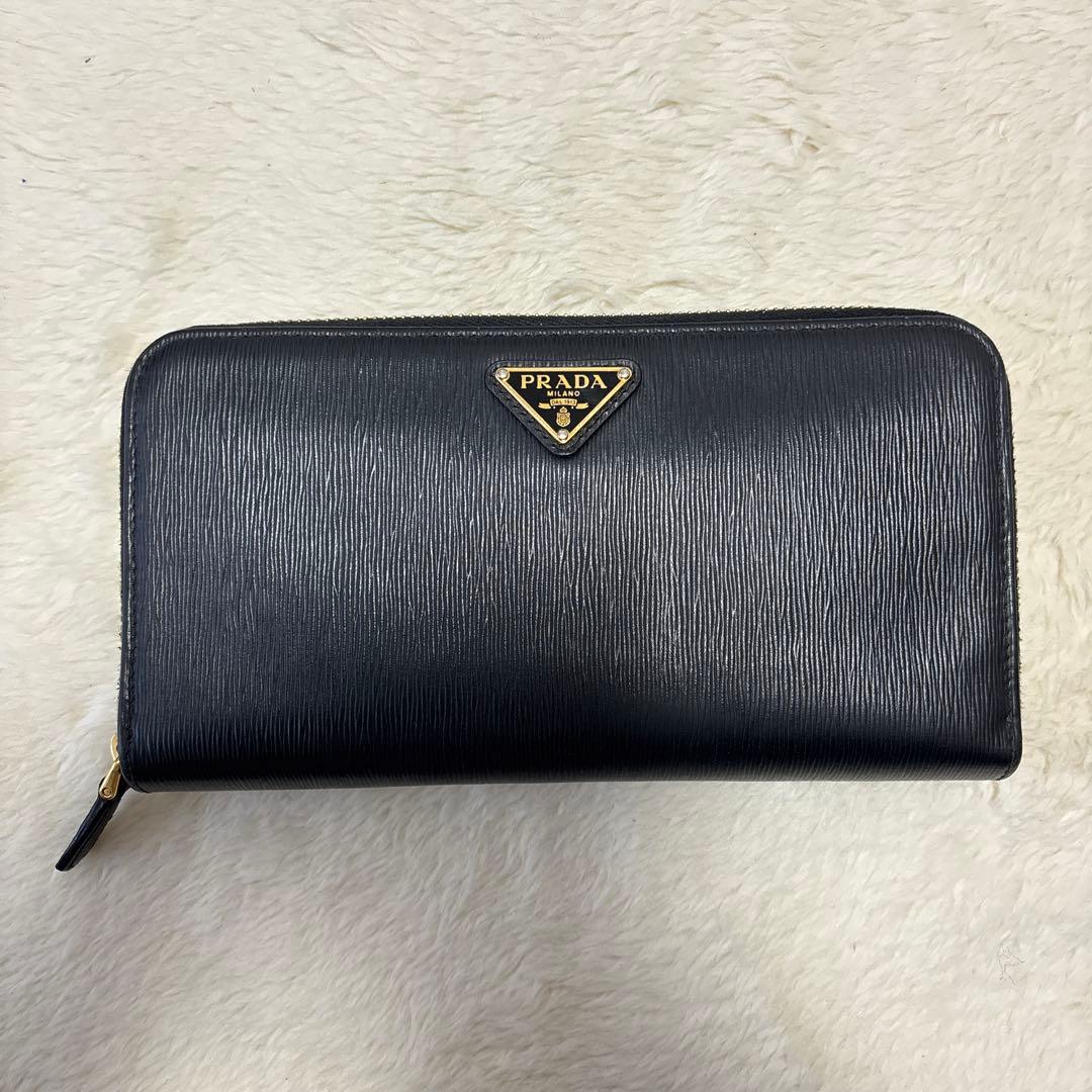 最終値下げ！PRADA プラダ ラウンドファスナー レザー長財布