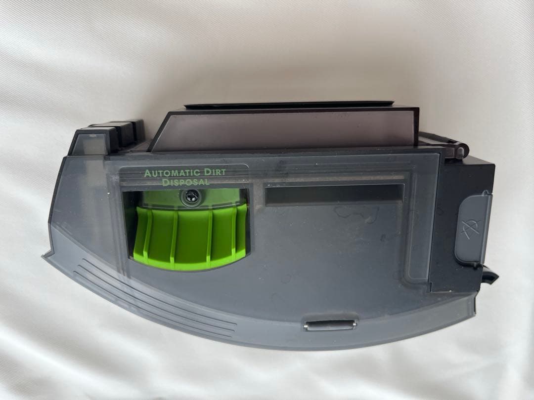 【美品】アイロボットルンバ j7+ ロボット掃除機　ルンバ　交換用紙パック