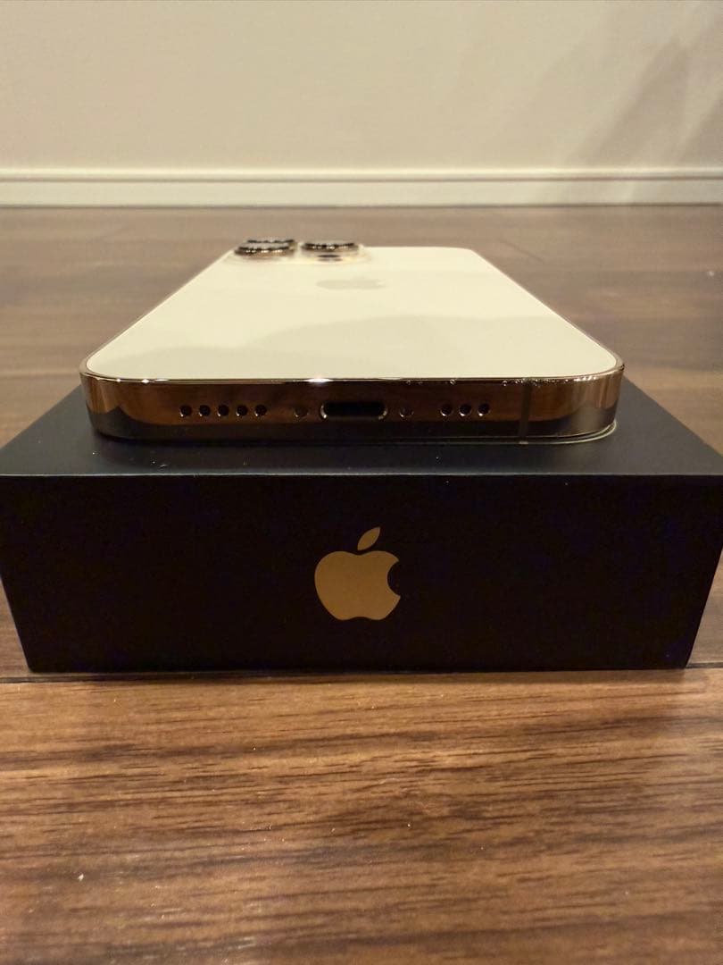 Apple iPhone 13 Pro 512GB ゴールド 本体　SIMフリー