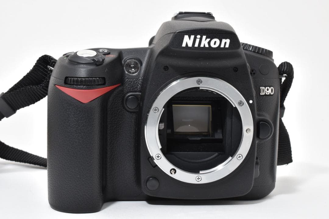 ★撮影枚数4枚・超美品★Nikon ニコン D90 ボディ #21434