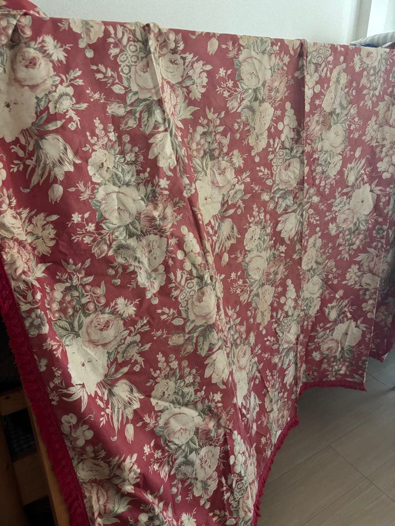 赤い花柄フリンジ付き クロス ファブリック アンティーク フランスアンティーク